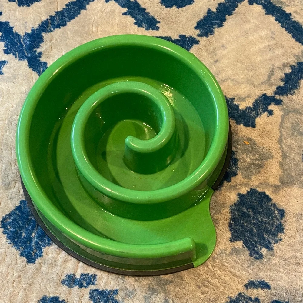 Green Spiral Slow Feeder Dog Bowl